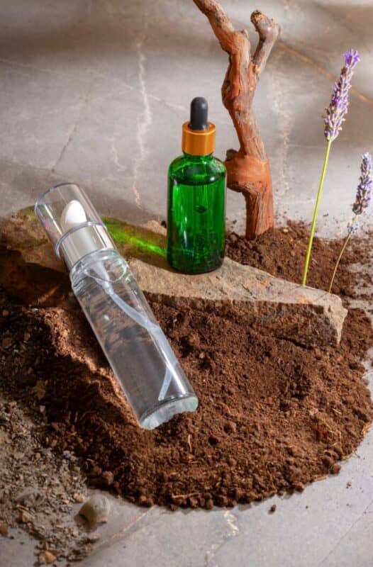 Setting spray with face serum