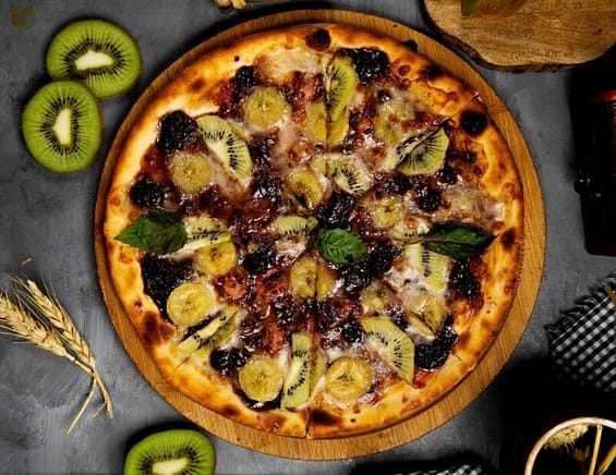 Kiwi Banana Pizza