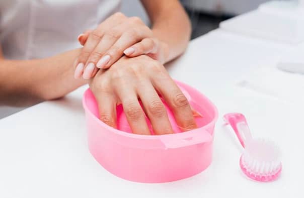 DIY Natural Nail Soak