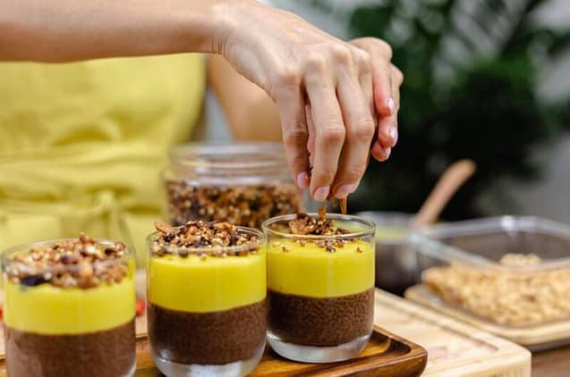 Chia puddings with mango and almond milk