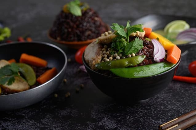 Black/Purple rice with vegetables