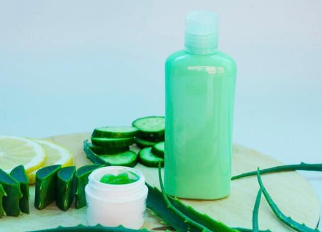 Body lotion with aloe vera