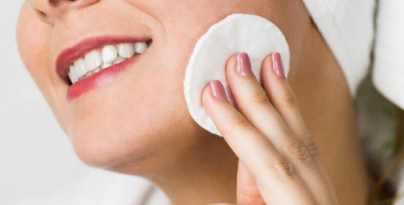Role of Face Toners in Your Skincare Routine