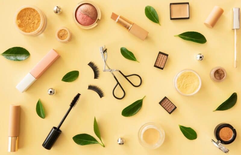 The Skincare Secrets of Natural Makeup