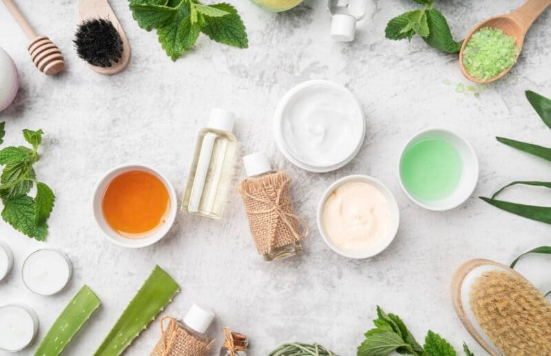 Must-have ingredients in natural mouthwash