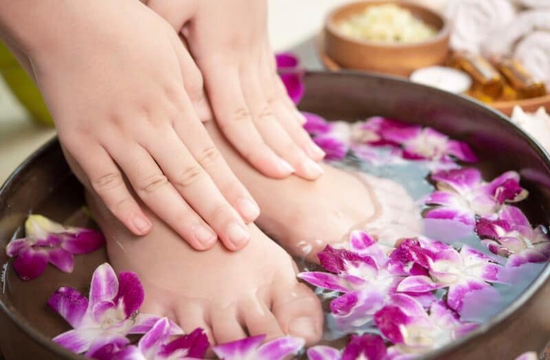 DIY Nail Masks and Soaks for Beautiful Nails