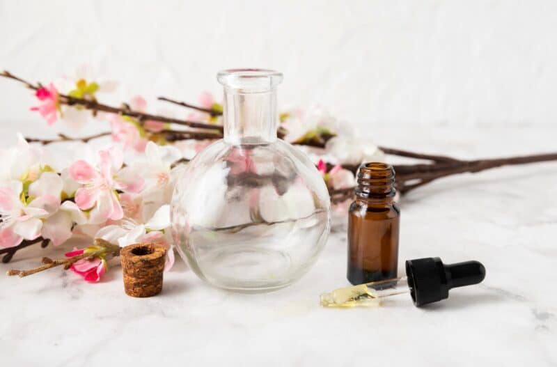 Benefits of Natural Perfumes and Fragrances in Personal Care