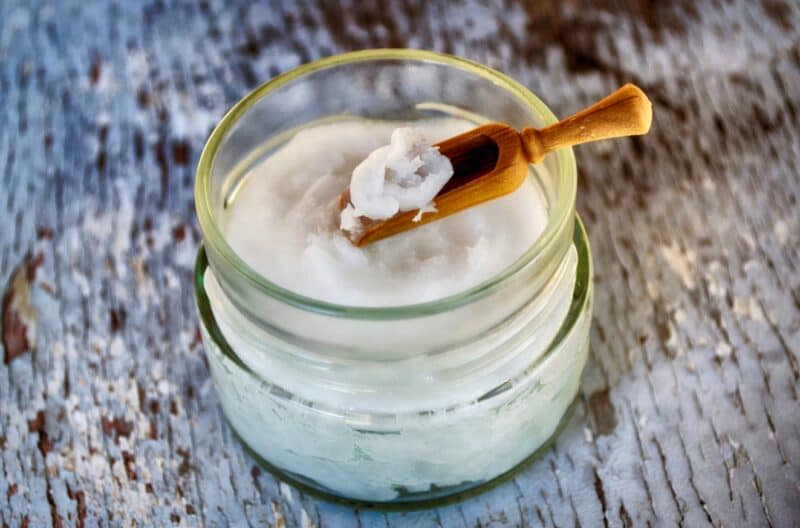 Benefits of Coconut Oil for Hair and Scalp