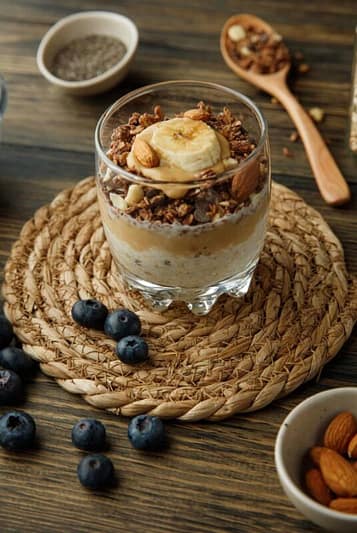 8936F432-211D-40D4-9F9C-826C94184D05 Healthy smoothies with toppings